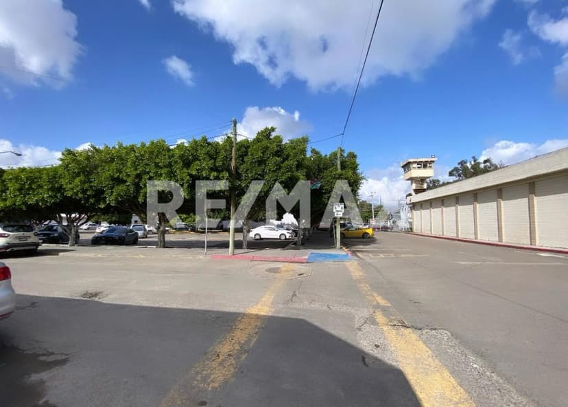 TERRENO COMERCIAL EN VENTA