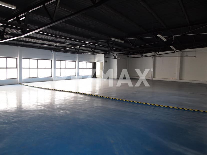 Renta Oficina 2do piso El Conde Naucalpan