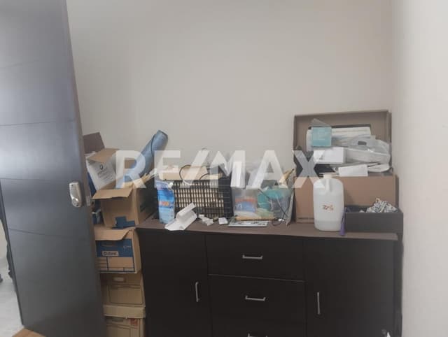 OFICINA COMERCIAL EN RENTA