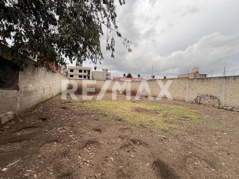 Terreno en Venta en Capultitlan, Toluca 