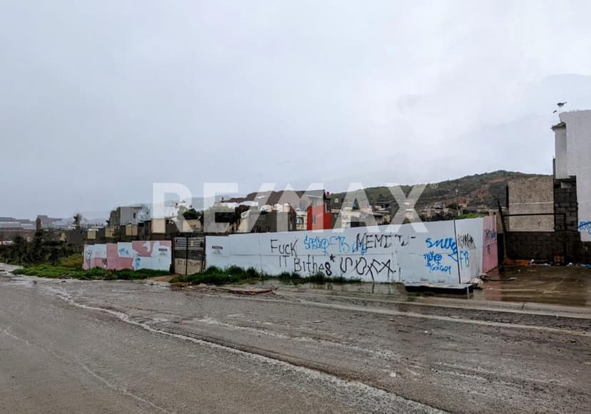 Terreno en Venta Los Valles, Tijuana