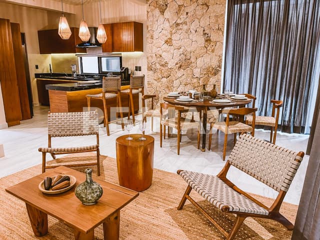 4 CASAS EN VENTA CON TERRENO EXCEDENTE 