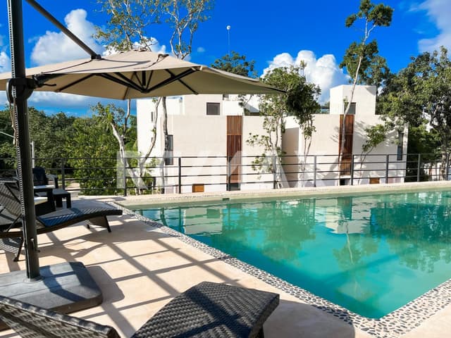 4 CASAS EN VENTA CON TERRENO EXCEDENTE 