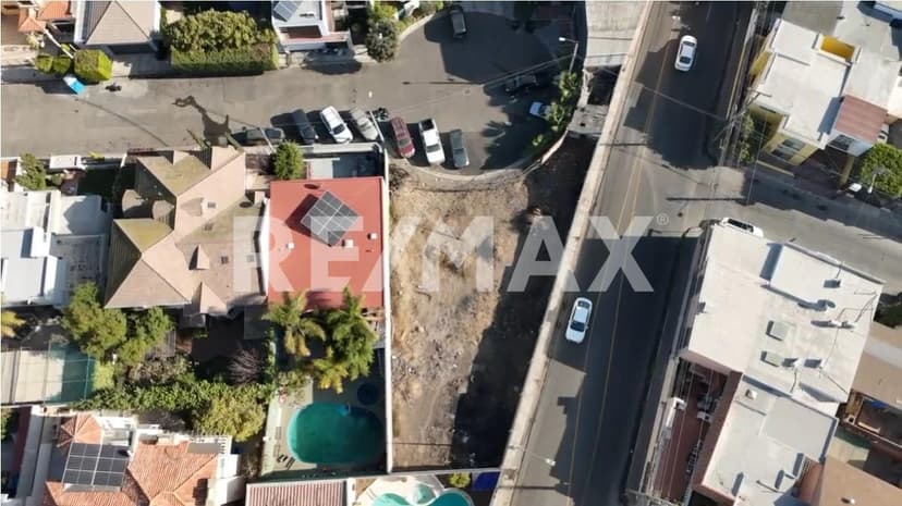 TERRENO EN VENTA DE 597.86 M2, EN LOMAS DE AGUA CALIENTE, TIJUANA