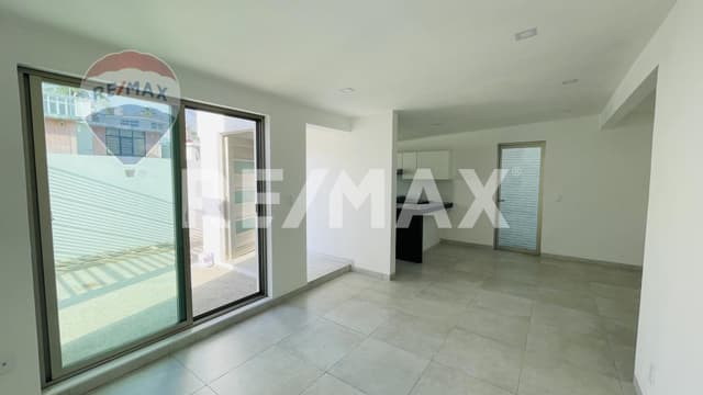 Venta de casa en Lomas de la Selva, Cuernavaca, Morelos...Clave 4829