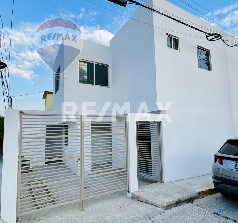 Venta de casa en Lomas de la Selva, Cuernavaca, Morelos...Clave 4829
