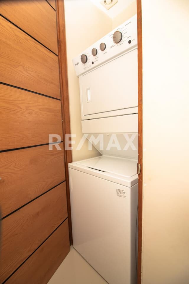 Modern 1-Bedroom Condos for Sale: Your Dream Urban Oasis Awaits!