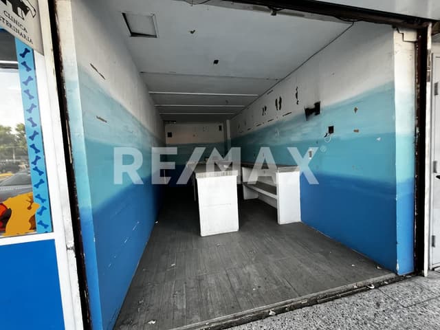 Locales en renta en plaza comercial en Av. Cuitláhuac en Colonia Cuitláhuac