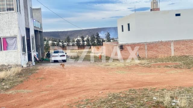 Terreno en venta de 400 m2 en carretera a Parral