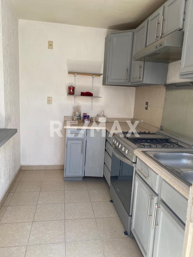 CASA EN VENTA FRACC. LA CANTERA.