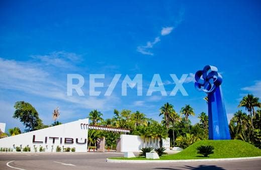 Luxury Residences UAVI - Life by design. inspired by nature 