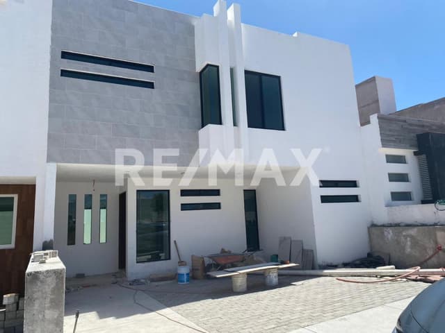 Venta Casa Zakia Cluster Zizana
