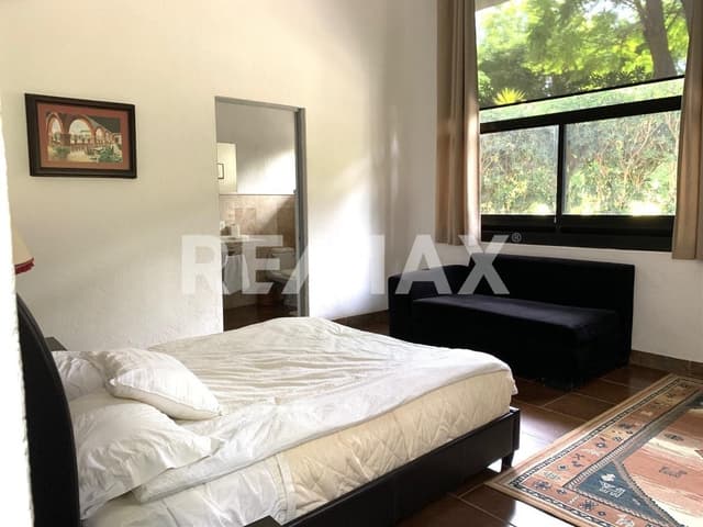 CASA EN VENTA EN COLINAS DEL BOSQUE QUERETARO RCV240405-DE