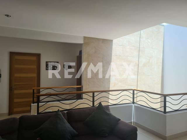 CASA EN VENTA EN PARQUE VENETO, LOMAS DE ANGELÓPOLIS