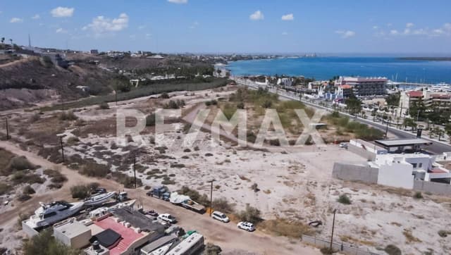 DEVELOPER LAND FOR SALE AT PALMIRA LA PAZ - TERRENO PARA DESARROLLADOR EN VENTA EN PALMIRA LA PAZ