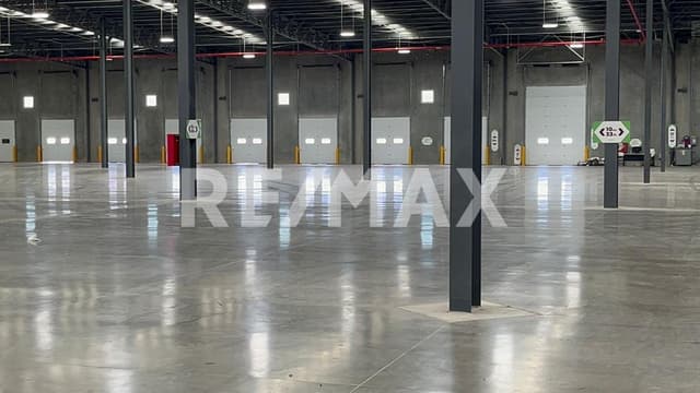 BODEGA COMERCIAL EN RENTA DE 5,120 M2 EN VALLE BONITO, TIJUANA B.C.