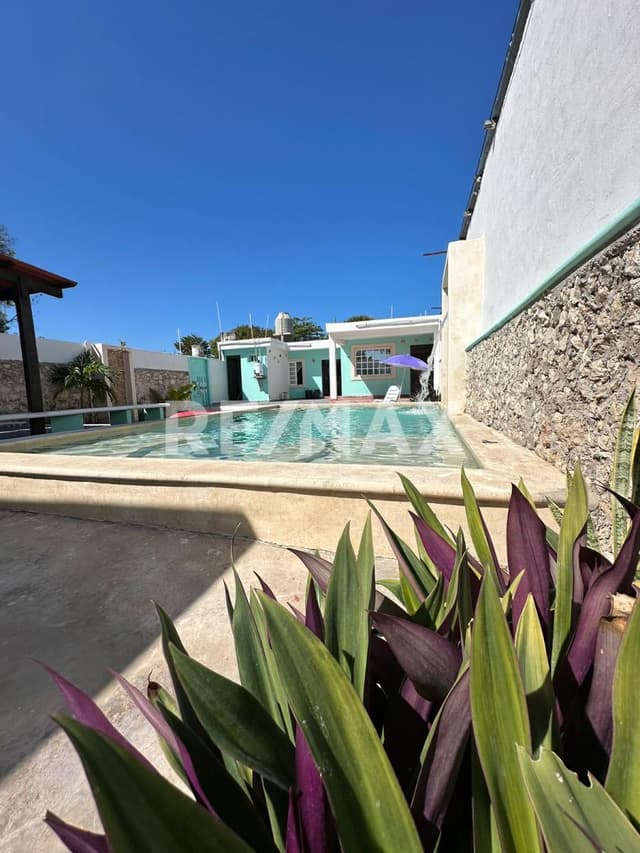 Casa en venta Agora de una planta a una cuadra del parque en Chicxulub Puerto.