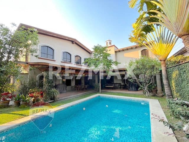 Venta de casa en la Colonia Reforma, Cuernavaca, Morelos...Clave 4866
