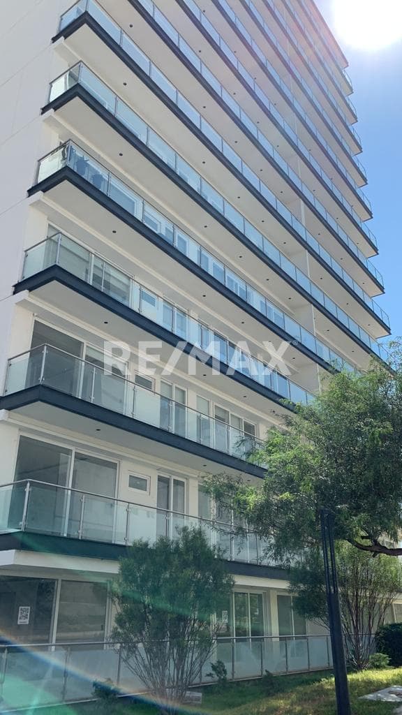 DEPARTAMENTO EN VENTA LA RESERVA EL CAMPANARIO QUERETARO RDV240416-AE