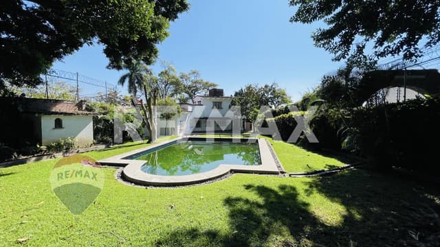 Venta de casa en la Col. Cantarranas, Cuernavaca, Morelos...Clave 4868