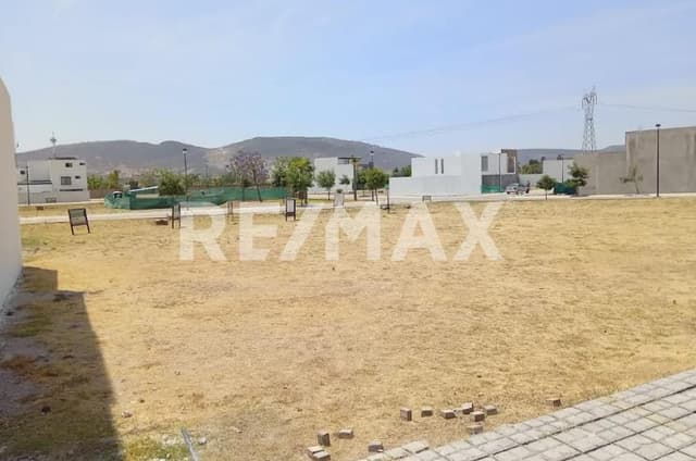 TERRENO EN VENTA