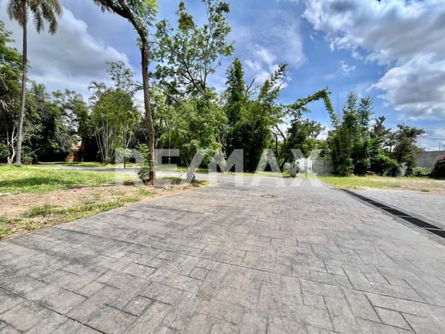 Venta de lotes residenciales en Cuernavaca, Morelos...Clave 4878