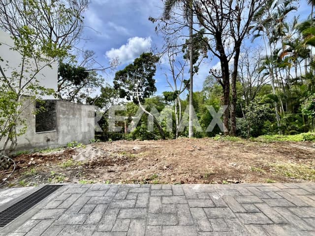 Venta de lotes residenciales en Cuernavaca, Morelos...Clave 4878