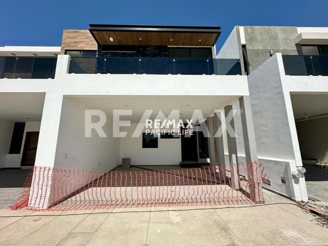 CASA EN VENTA EN VERSALLES 