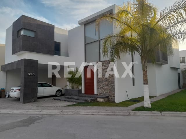 CASA EN RENTA EN VILLA DE LAS PALMAS 