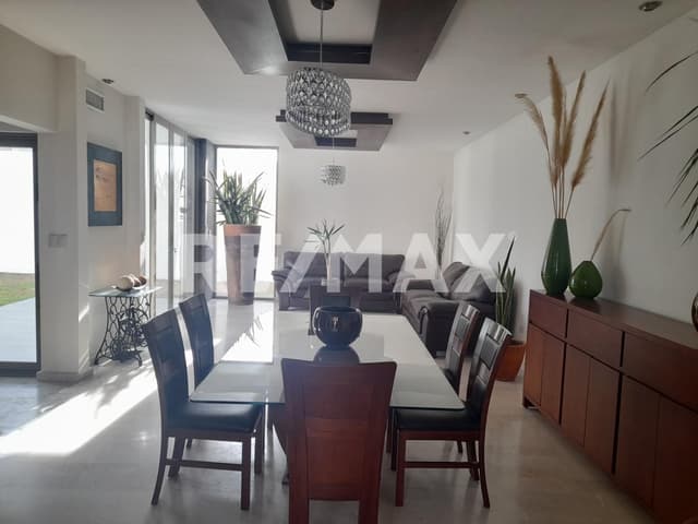 CASA EN RENTA EN VILLA DE LAS PALMAS 