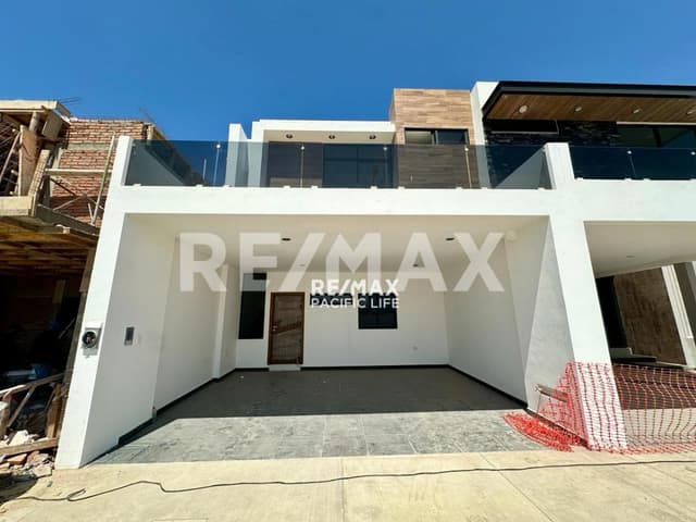 CASA EN VENTA EN VERSALLES