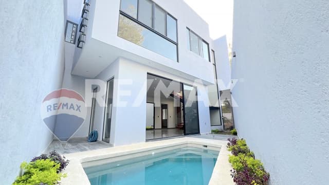 Venta de casa nueva, Fracc. Lomas de Atzingo, Cuernavaca, Morelos...Clave 4892
