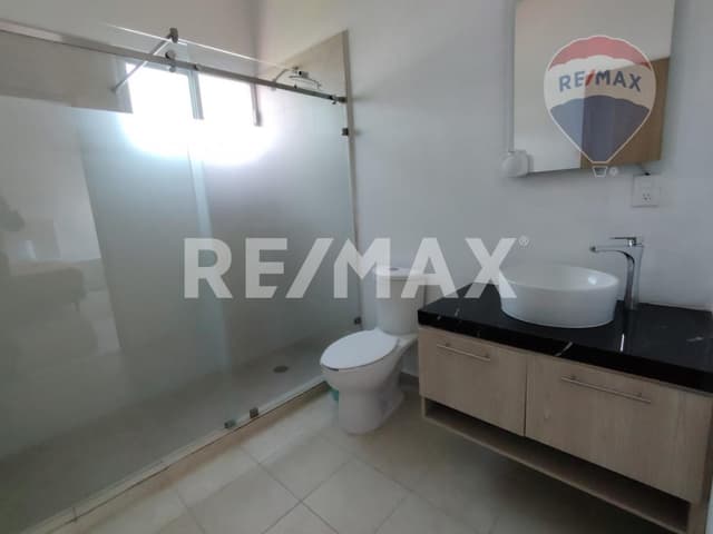 Venta de casa en Fracc. Xochitepec, Morelos…Clave 4894