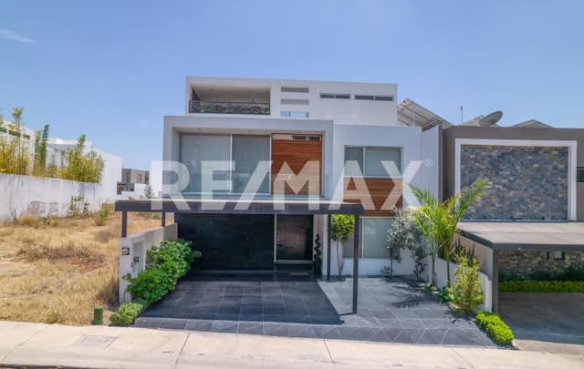 Casa en Venta en  Lomas de Juriquilla