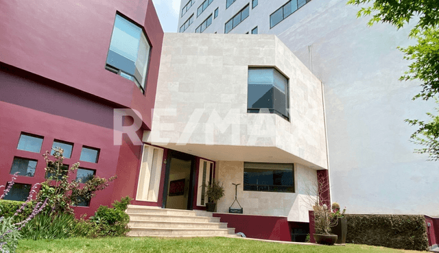 Casa en Venta en Hacienda de las Palmas 