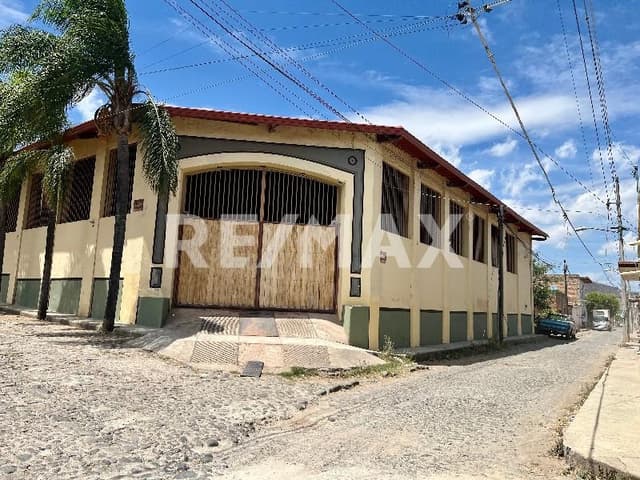 RESIDENCIAL CASA VENTA SAN MIGUEL CUYUTLAN TLAJOMULCO DE ZUÑIGA 