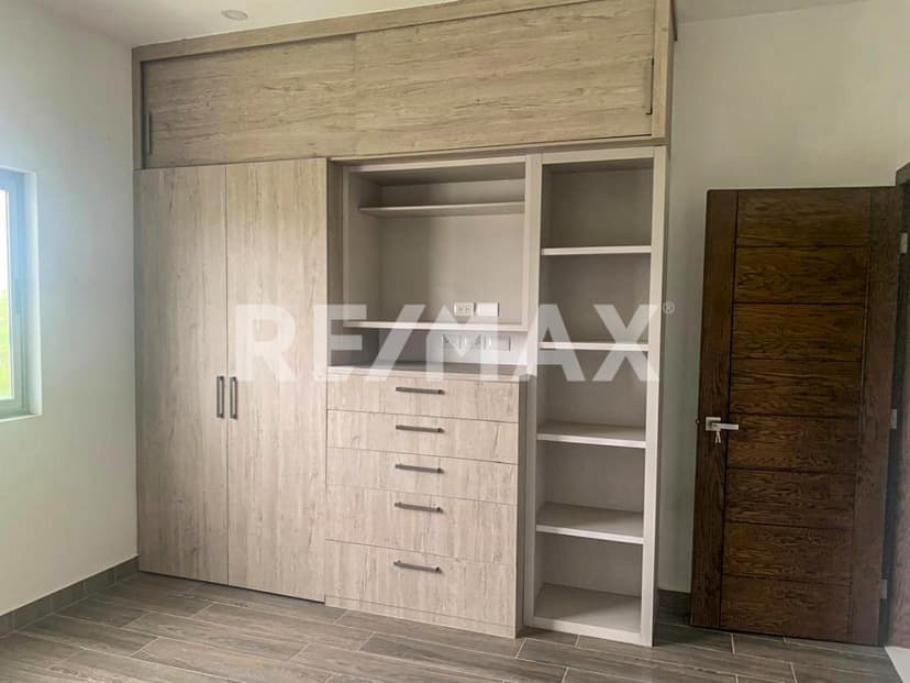 CASA EN VENTA EN ALTOZANO NUEVA LAGUNA 