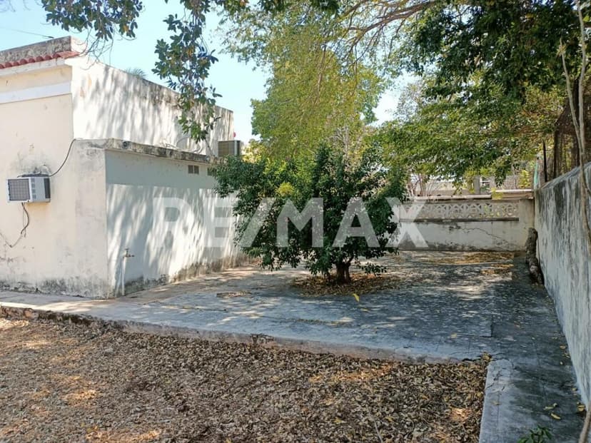 Venta Casa en esquina una planta, 3 recs. Col. Garcia Ginerés en Mérida, Yuc.