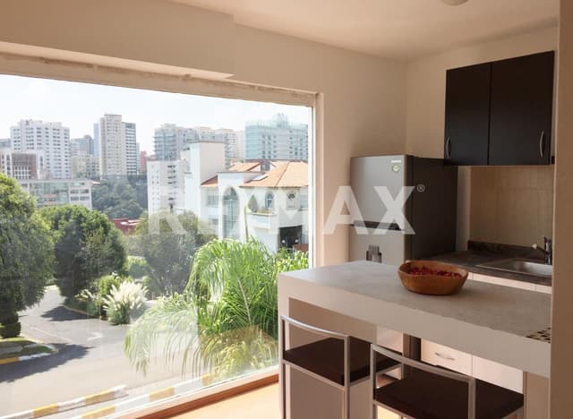 VENTA CASA EN INTERLOMAS