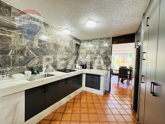 Venta de casa en Vista Hermosa, Cuernavaca, Morelos...Clave 4914