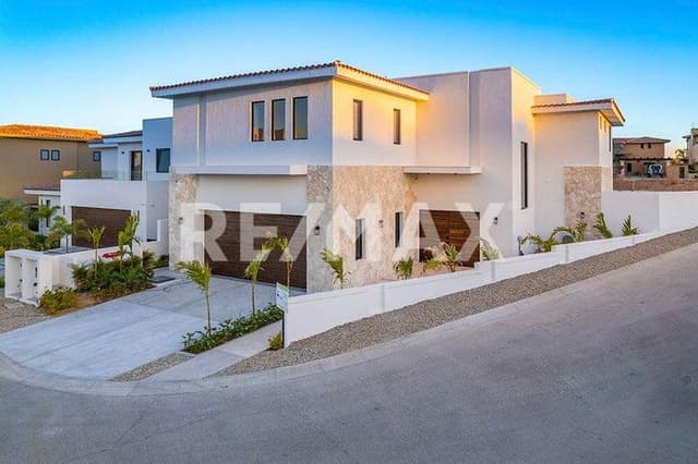 Casa Los Valles 67 - Club Campestre - MLS#23-4678