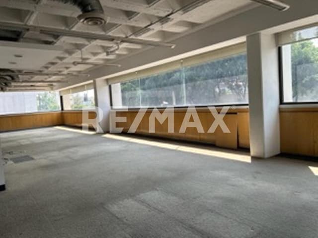 Oficina Comercial en Renta en Bosques de las Lomas ( 606080 )