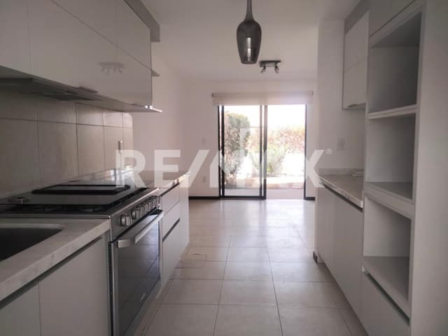 CASA EN CONDOMINIO EN RENTA CUMBRES DEL LAGO JURIQUILLA QUERETARO 