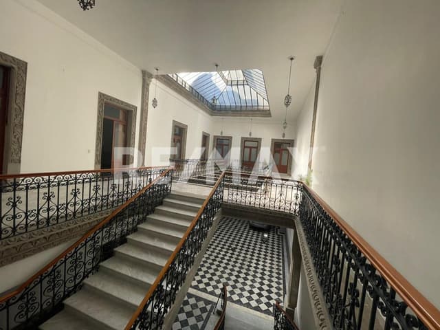 CASA COMERCIAL EN RENTA EN ZONA CENTRO