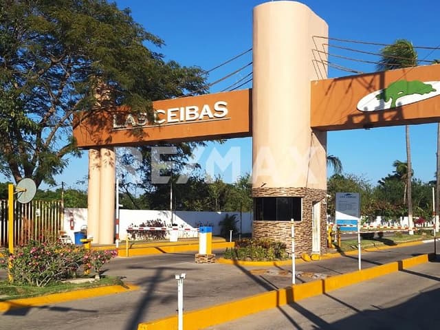 Casa en Venta en Las Ceibas – Una Planta, 3 Recámaras, Equipada y con Excelente Ubicación