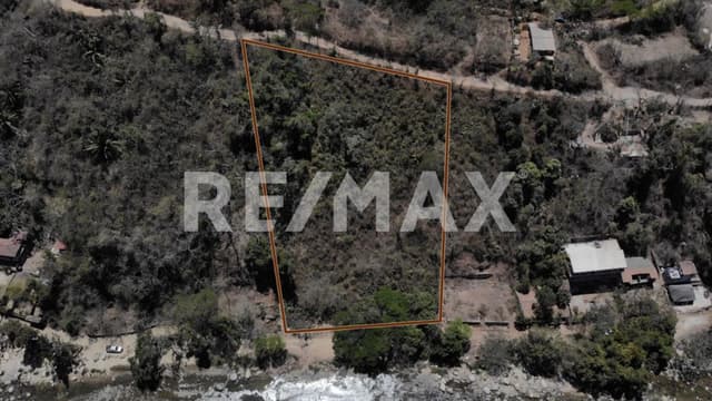 Lote 1 de Manzana 3 Junto al Rio Cuale