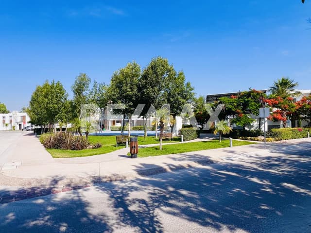 VENTA DE TERRENO EN CAVALIA
