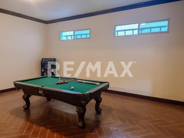 HERMOSA RESIDENCIA EN VENTA