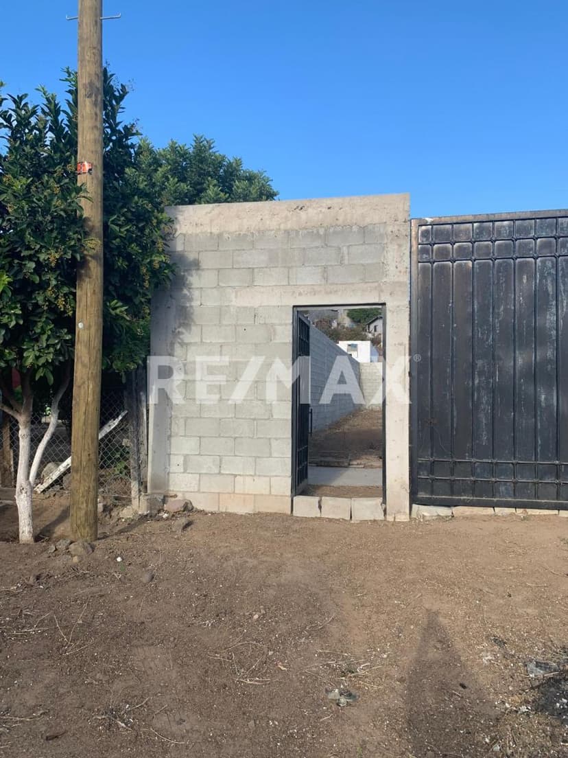 TERRENO EN VENTA CARRETERA LIBRE ROSARITO TIJUANA