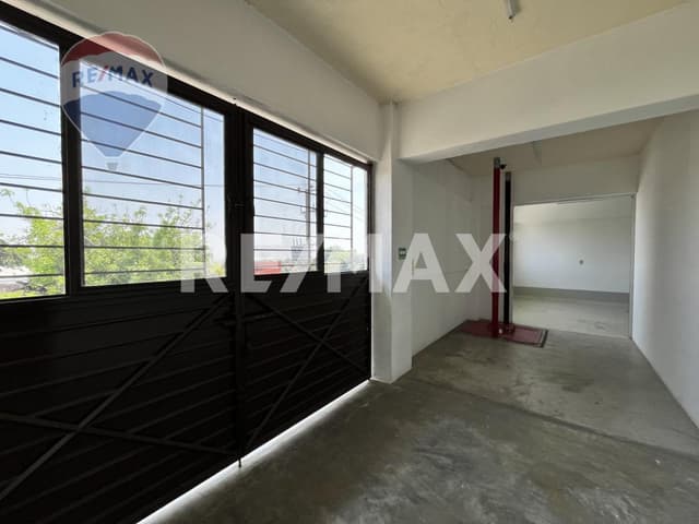 Renta de Bodega Industrial, Jiquilpan, Cuernavaca, Morelos...Clave 4952